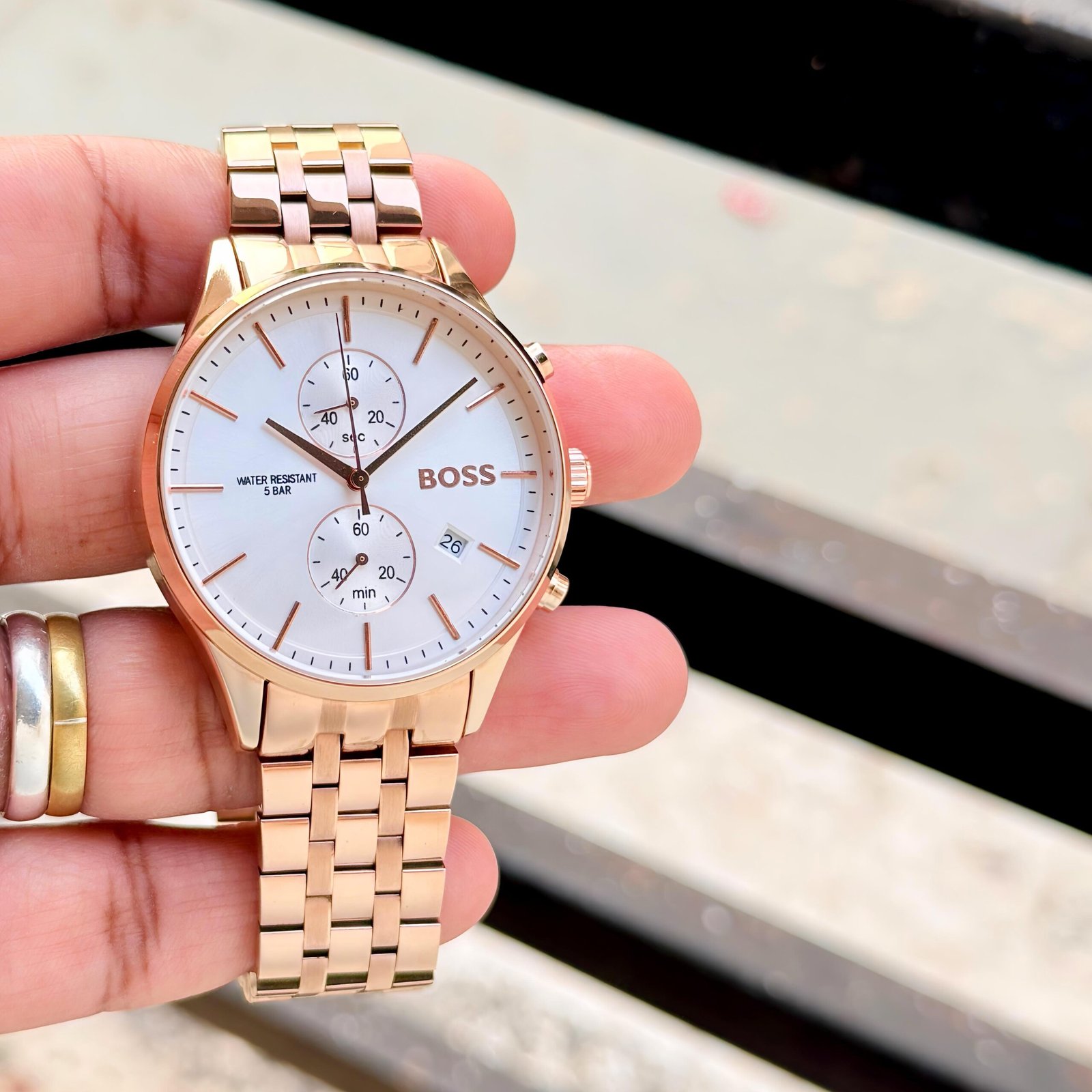 Hugo Boss Classic, Meticulously designed to provide a perfect fit. Offers a premium quality material that_0 Hugo Boss Classic, Meticulously designed to provide a perfect fit. Offers a premium quality material that